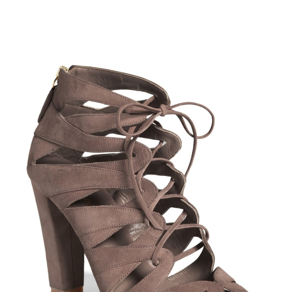 Delman Darci Suede Sandal Size 7.5 NEW in Box